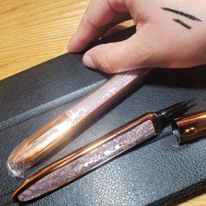 Adhesive Black Eyeliner